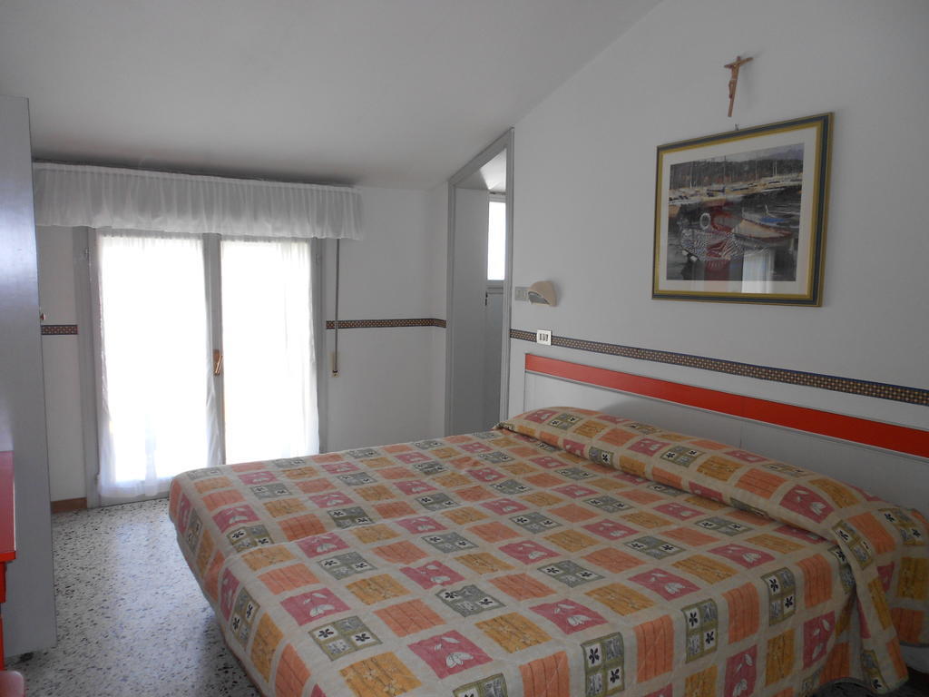 Hotel Laguna Blu Rimini Szoba fotó