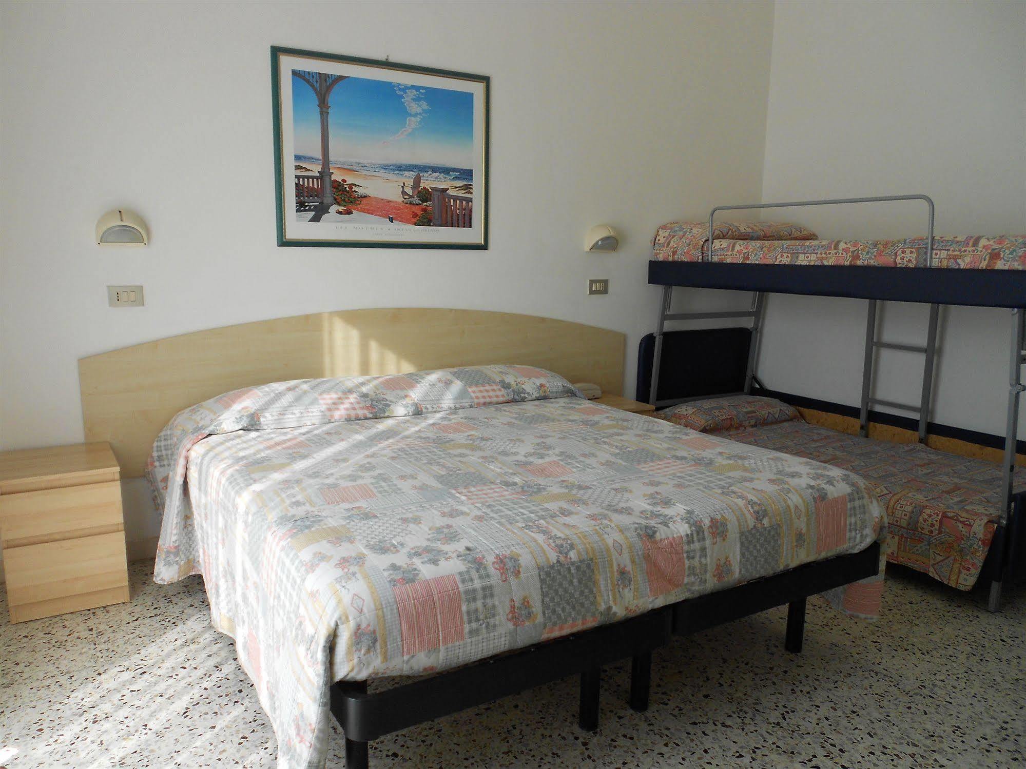 Hotel Laguna Blu Rimini Kültér fotó